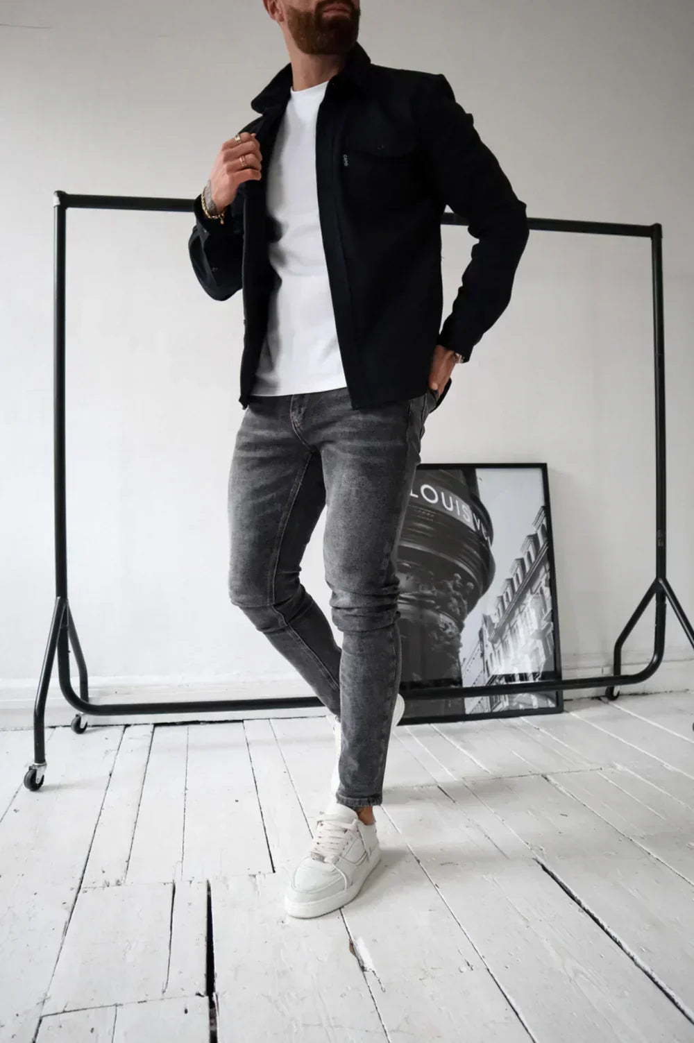  Niels Heren Stijlvolle Overhemd - Een veelzijdig herenoverhemd, perfect voor een casual look of om een formelere stijl te benadrukken met zijn comfortabele pasvorm.