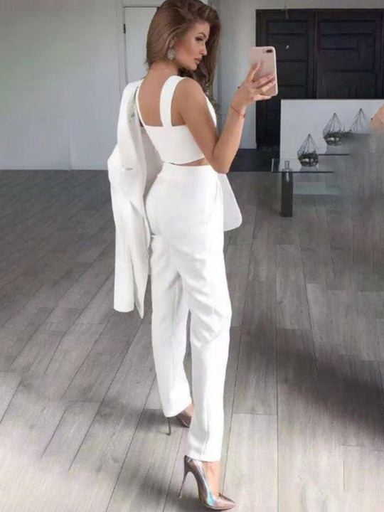Kylie - Confezione da tre pezzi in un design classico monocromatico