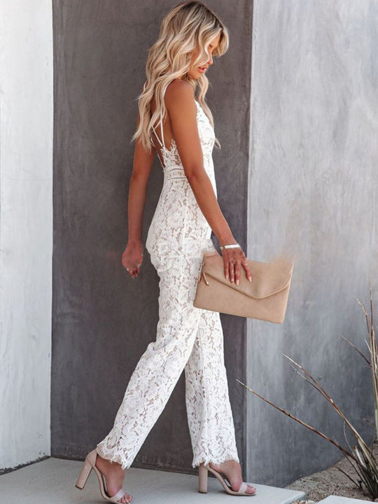 Julie - Plain edge jumpsuit with deep V-neck