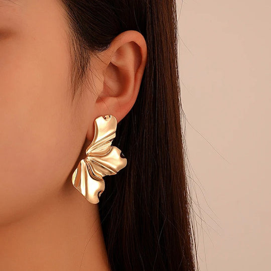 Lana - Eleganti Orecchini a Forma di Fiore per un Look Lussuoso