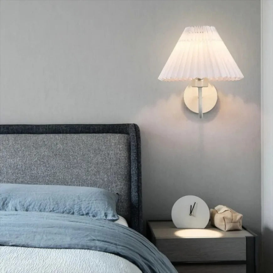 LumoNova | Modern wall lamp with sleek design | Black