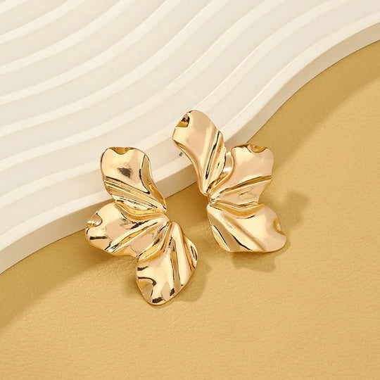 Lana - Eleganti Orecchini a Forma di Fiore per un Look Lussuoso