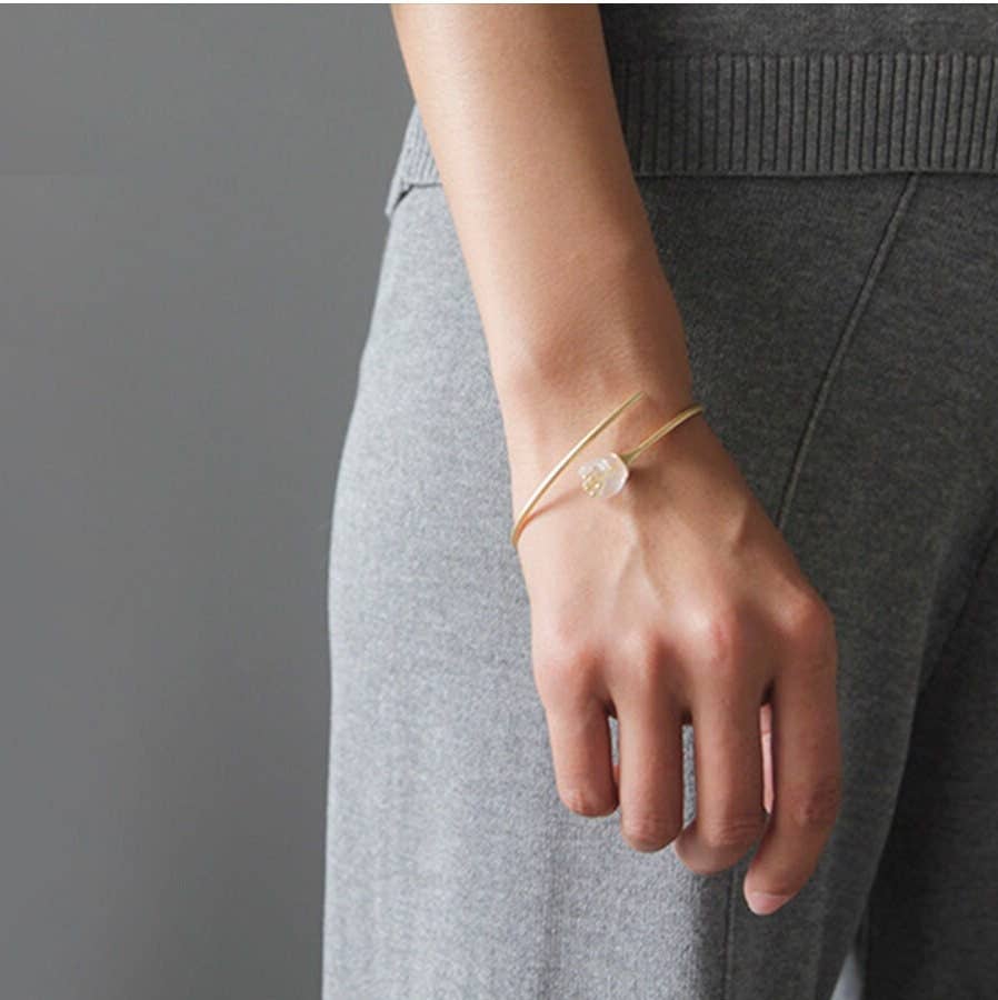 Uniek kralen design en tijdloze stijl in een elegante armband.