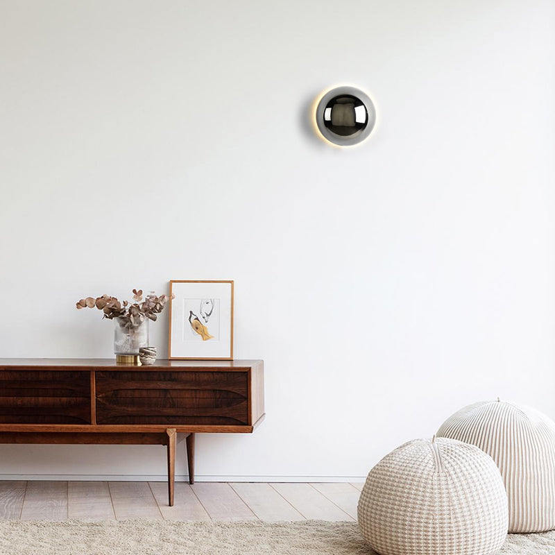 Wandlamp Elegante Stijl Heldere LED-Verlichting die je kamer verlicht met een heldere en elegante gloed.
