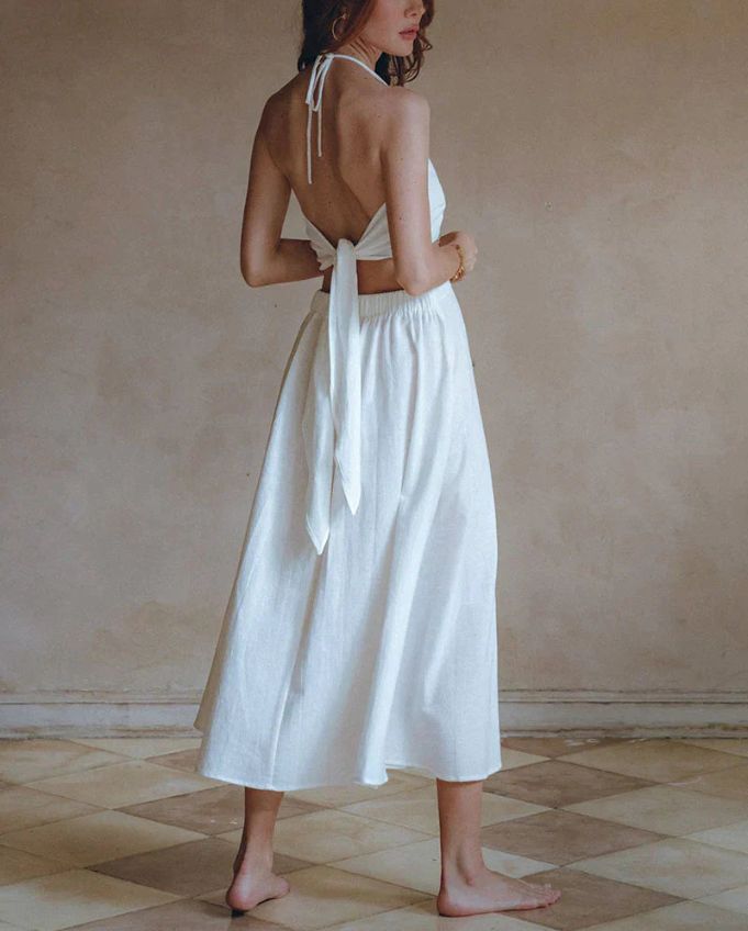 Lara - Maxi Dress with Open Back and Bow Detail