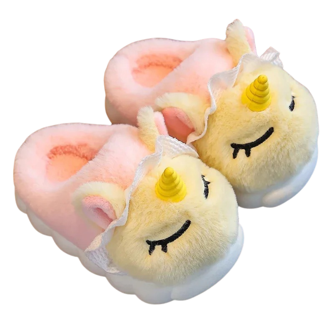 Eenhoorn pantoffels die perfect zijn als cadeau voor kleine avonturiers.