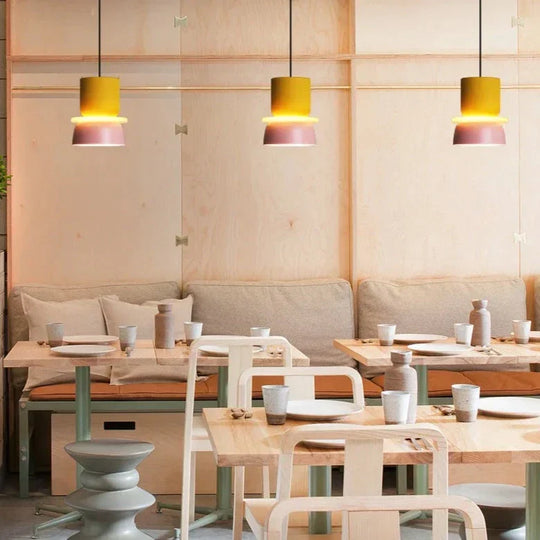 Daan Stijlvolle hanglamp die een uniek accent toevoegt aan je interieur.
